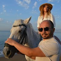 ŞALVARI GİYDİN Mİ