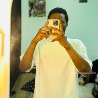 manlikekojomoore81
