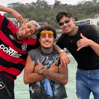 CHICLETE MC Luuky MC Davi e Leonne