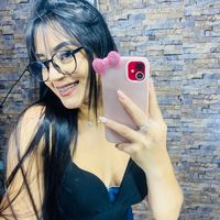 nicolleclaros
