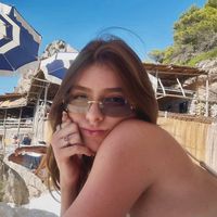 laura.broglio