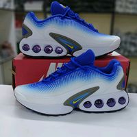 sweet.sneakers