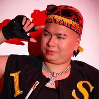 DJ Triệu Muzik Tay Trái Chỉ Trăng