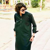 ahmad804_0
