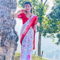 meera_official_2