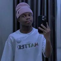 Intombazane efaka ingubo