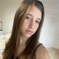 bella_leonee