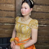 original sound - នារី ប៊ីយូធី សាឡន