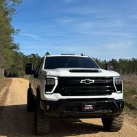 that.white.heavychevy