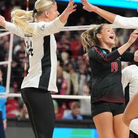 louisville..volleyball