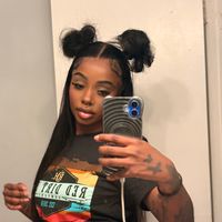 just.simonee