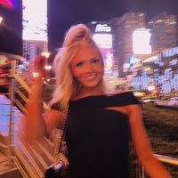 averieday_imshufflin