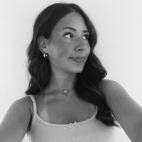 lilypoststoomuchontiktok