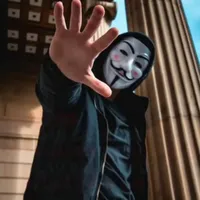 Ku Bahagia Melly Goeslow