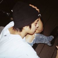 putsomeluluonhanjisbuttt