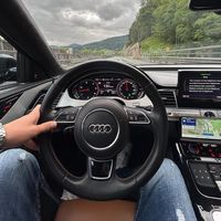 audi.a8385