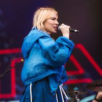 Six Seveeeeeeen Skrilla ft. Natasha Bedingfield