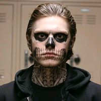 evan_peters16