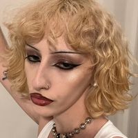 bruisev1olet