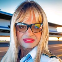 tranielasuperstartrans