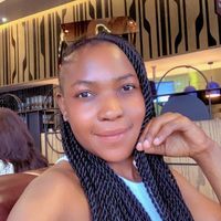 estherzlungu33
