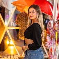 larissavallejos