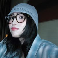 .momogirlfriend