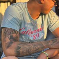 _tetovirani_manijak_