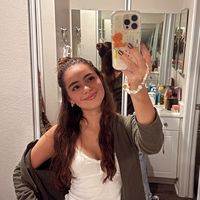 pineappleloverbrunette