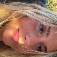 zoegracec