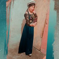 lesslyaraseli