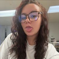 clairemillerofficial