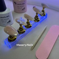 meeeery.nails
