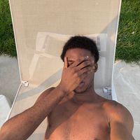 DEUX ÉTOILES AVEC HLS