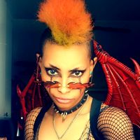 lil_demon_wolf_cosplayer