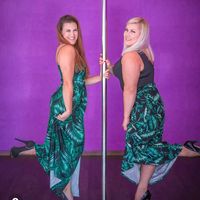 pole.sisters