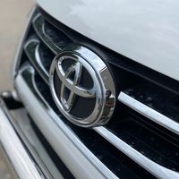 girl.meets.toyota