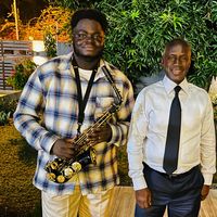 eliesax18