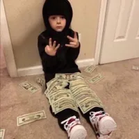 Wellllll you here so follow me noahgotdrip1