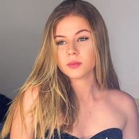 isabelle__mello