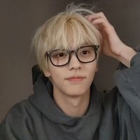 soobinsmissingblondehair