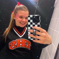 .sarah.holden