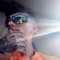 2exclusive_cam
