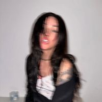 adores_delano