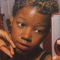 neseyyuh_islandgal