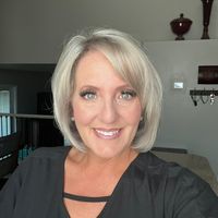 mindy.swiftie.giftfinds