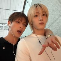 iloveu.hanni