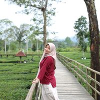 suara asli - Laella Atiqah