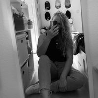 janalouisa90