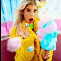 rebeccalovespink2233